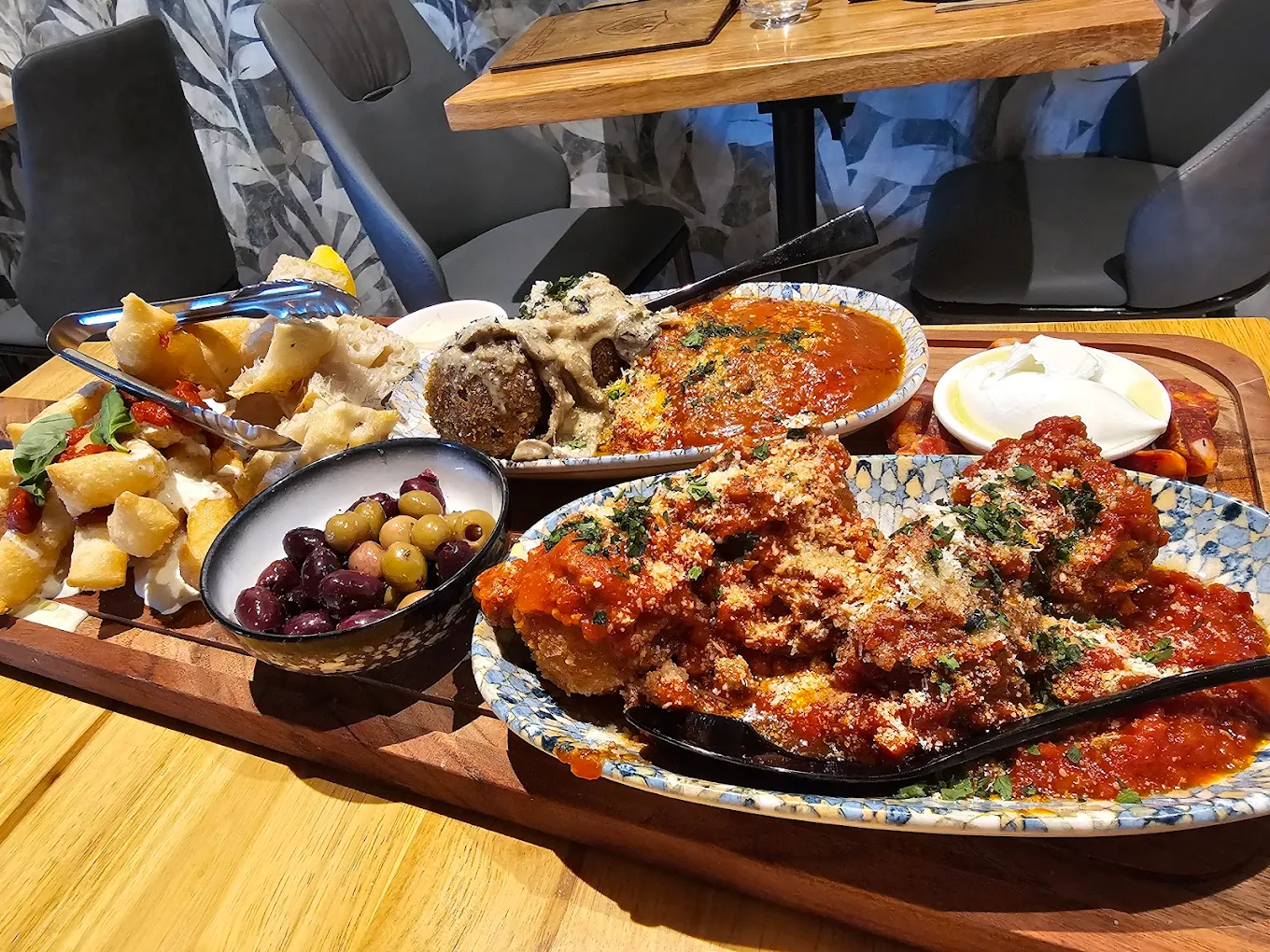 A generous Italian sharing feast at Il Matto Werribee
