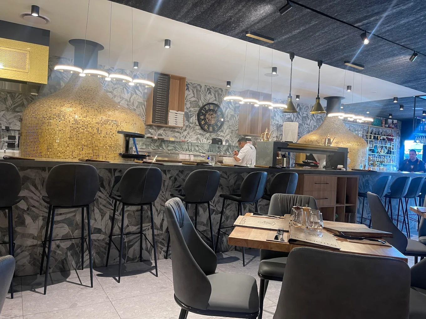 Il Matto Werribee dining room with its twin gold mosaic ovens